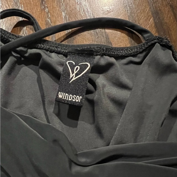 Windsor Ready For My Close Up Spaghetti Strap Cowl Neck Jumpsuit Size Small - Picture 9 of 10